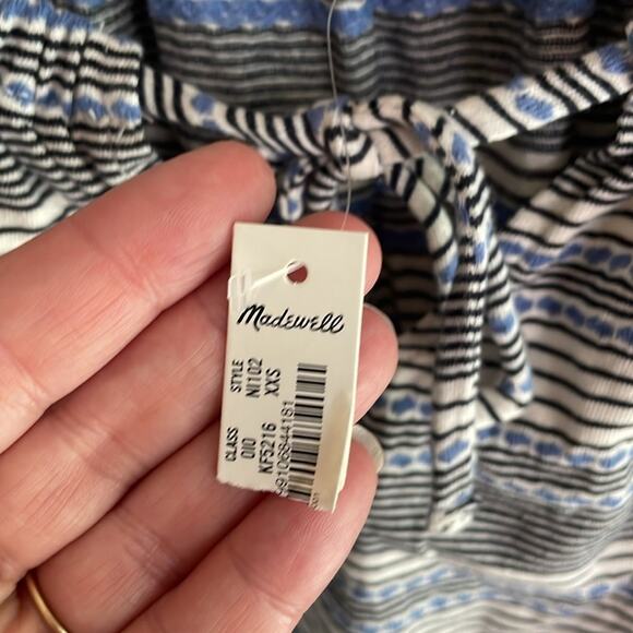 Madewell Jacquard Keyhole Crop Top in Stripe Tranquil Ocean - Picture 9 of 15